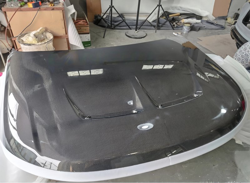 Custom Carbon Fiber Hood Bonnet for Range Rover Factory-Spot Engine Hoods New Condition Custom Manufacturing by for